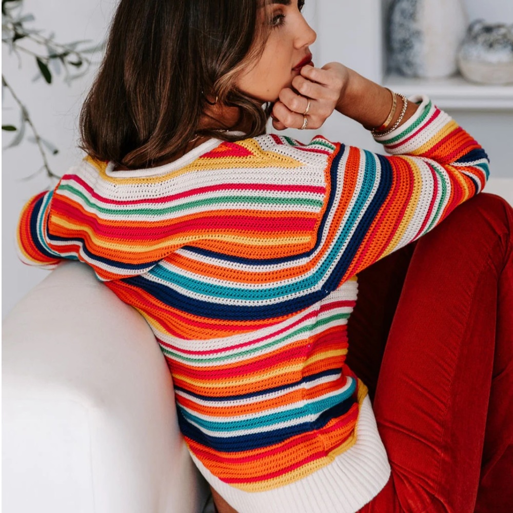 Colorful Sweater - Picture 4 of 7